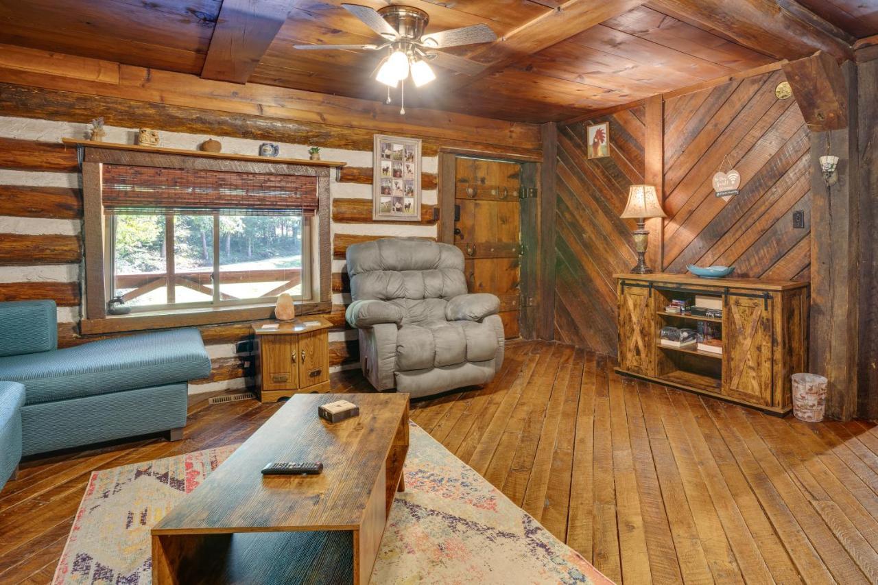 French Lick Getaway With Deck, Grill And Fire Pit! Vila Exterior foto